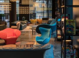Motel One Berlin-Alexanderplatz Accommodation Florida