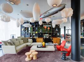 citizenM Paris Charles de Gaulle Airport Accommodation Florida