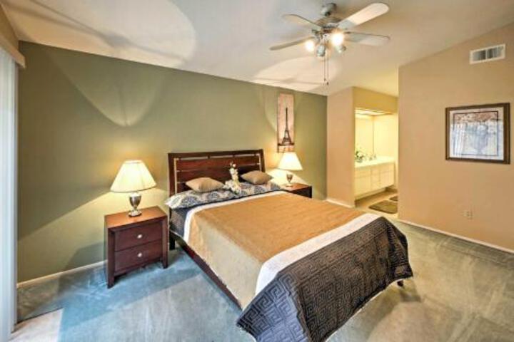 Central Corona House W / Spacious Backyard! - thumb 1