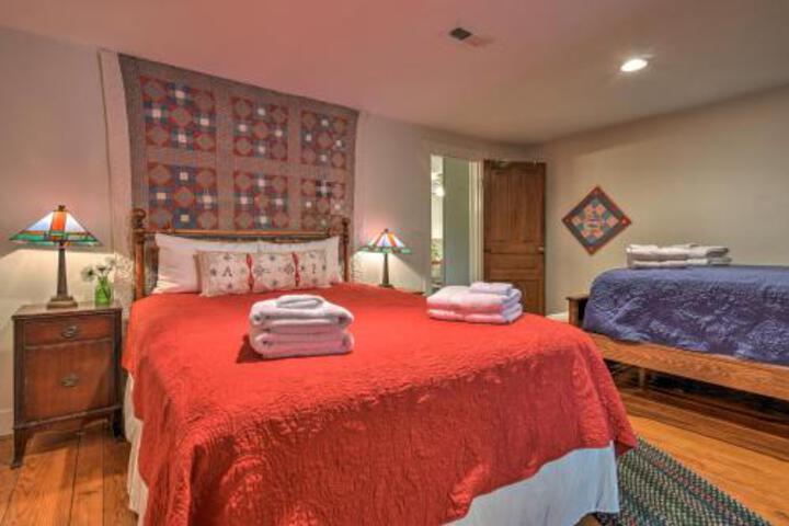 100 Acre Woods Blue Ridge Cottage W / Pond & Views - thumb 0