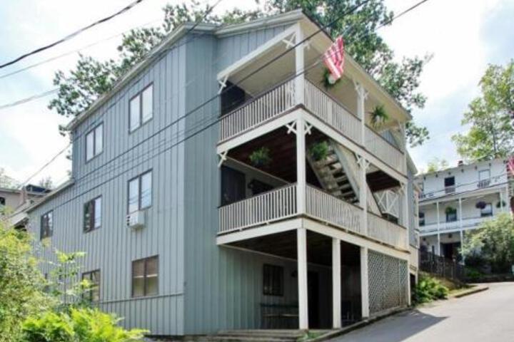 17A Miller Condo - thumb 6