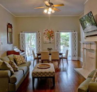 Beautiful 6 Bed 5 Bath Historic Savannah Home - Accommodation Florida