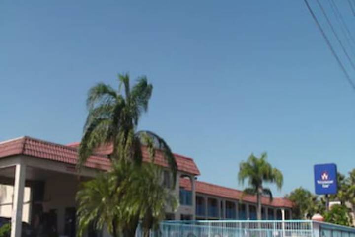 Westmont Inn - Lakeland