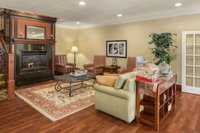 Country Inn  Suites by Radisson Bloomington-Normal Airport IL