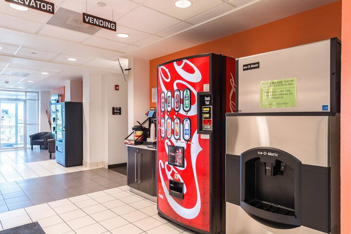 Motel 6 Eagle Pass, TX - Lakeside - thumb 6