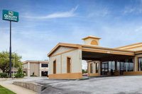 Quality Inn  Suites Bloomington University Area