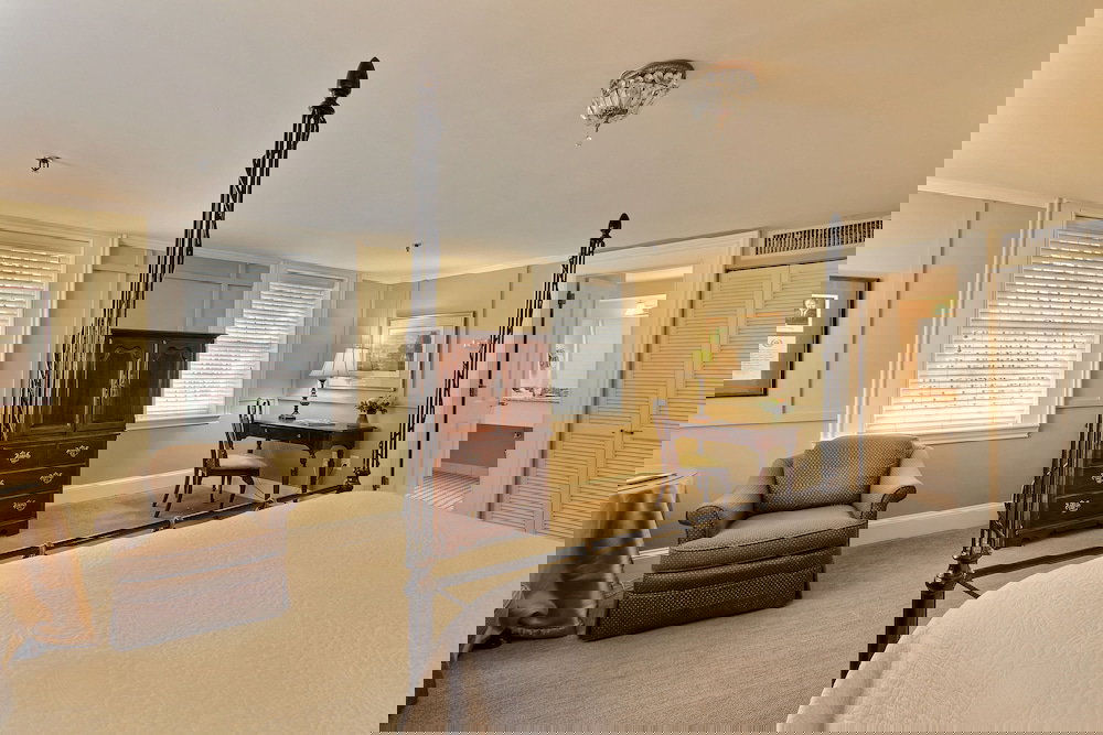 The Presidents' Quarters Inn - thumb 2