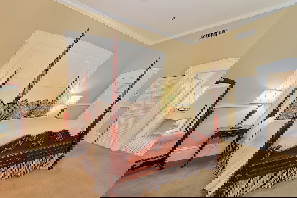 The Presidents' Quarters Inn - thumb 6