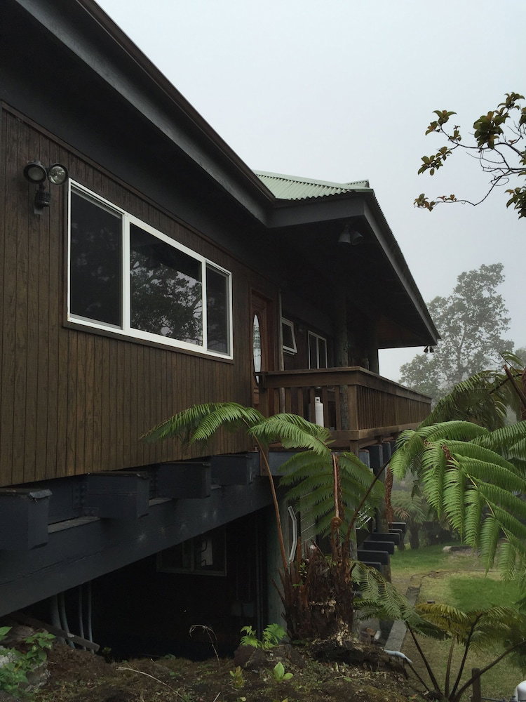 Volcano Acres Ranch B&B - thumb 2