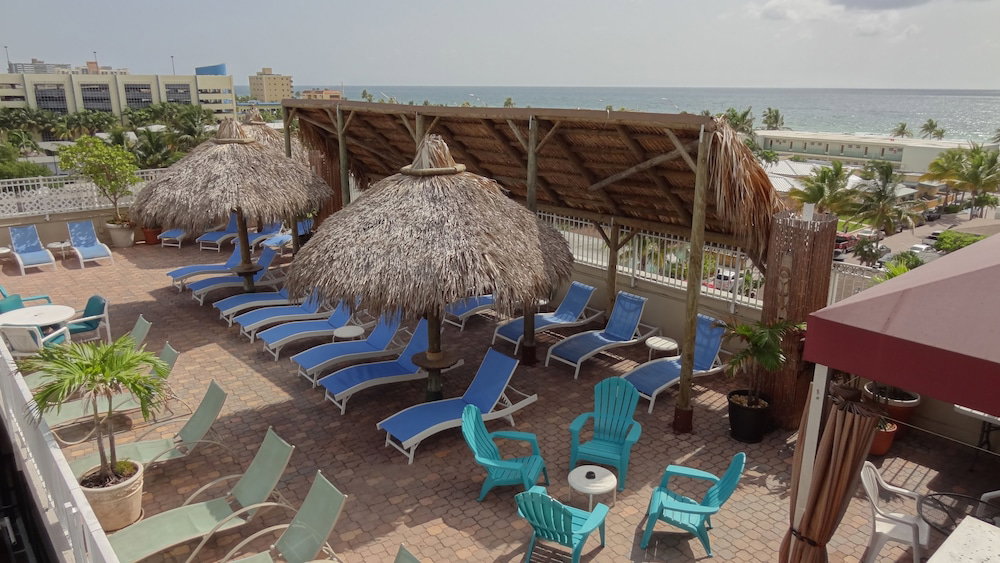 Rooftop Resort - Clothing Optional - Adult Only - thumb 0