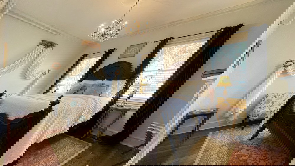 Amethyst Garden Inn - thumb 4