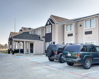 Econo Lodge Inn  Suites Lewisville I-35