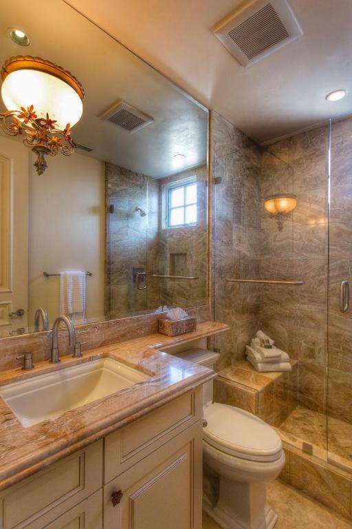 French Inspired Luxury Designer Beach Villa - thumb 4