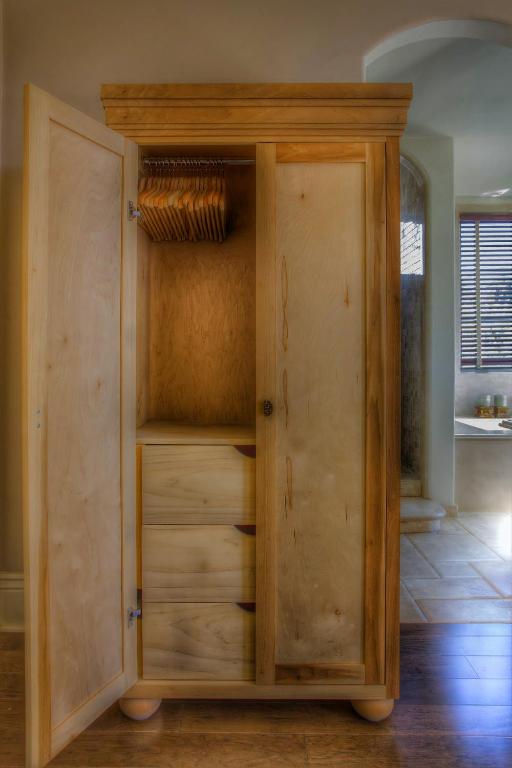 French Inspired Luxury Designer Beach Villa - thumb 1