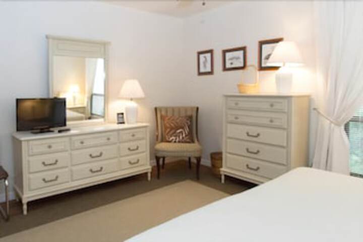 Runaway Bay 147 - thumb 2