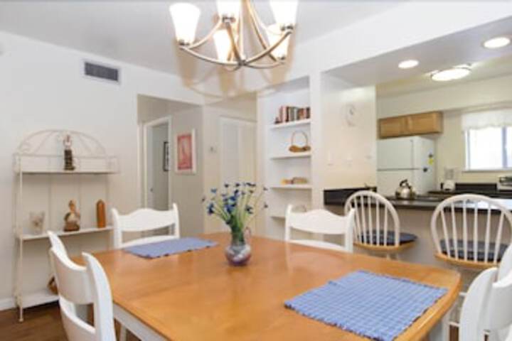 Runaway Bay 147 - thumb 3