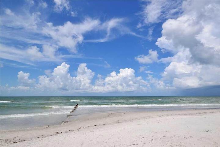 Ocean Sands 908 Two Bedroom Condo