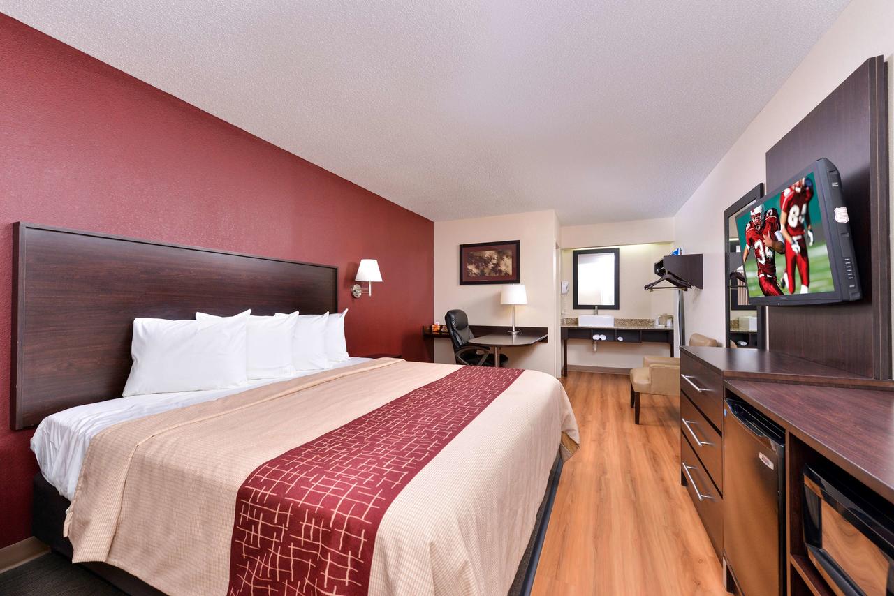 Red Roof Inn Champaign - University - thumb 1