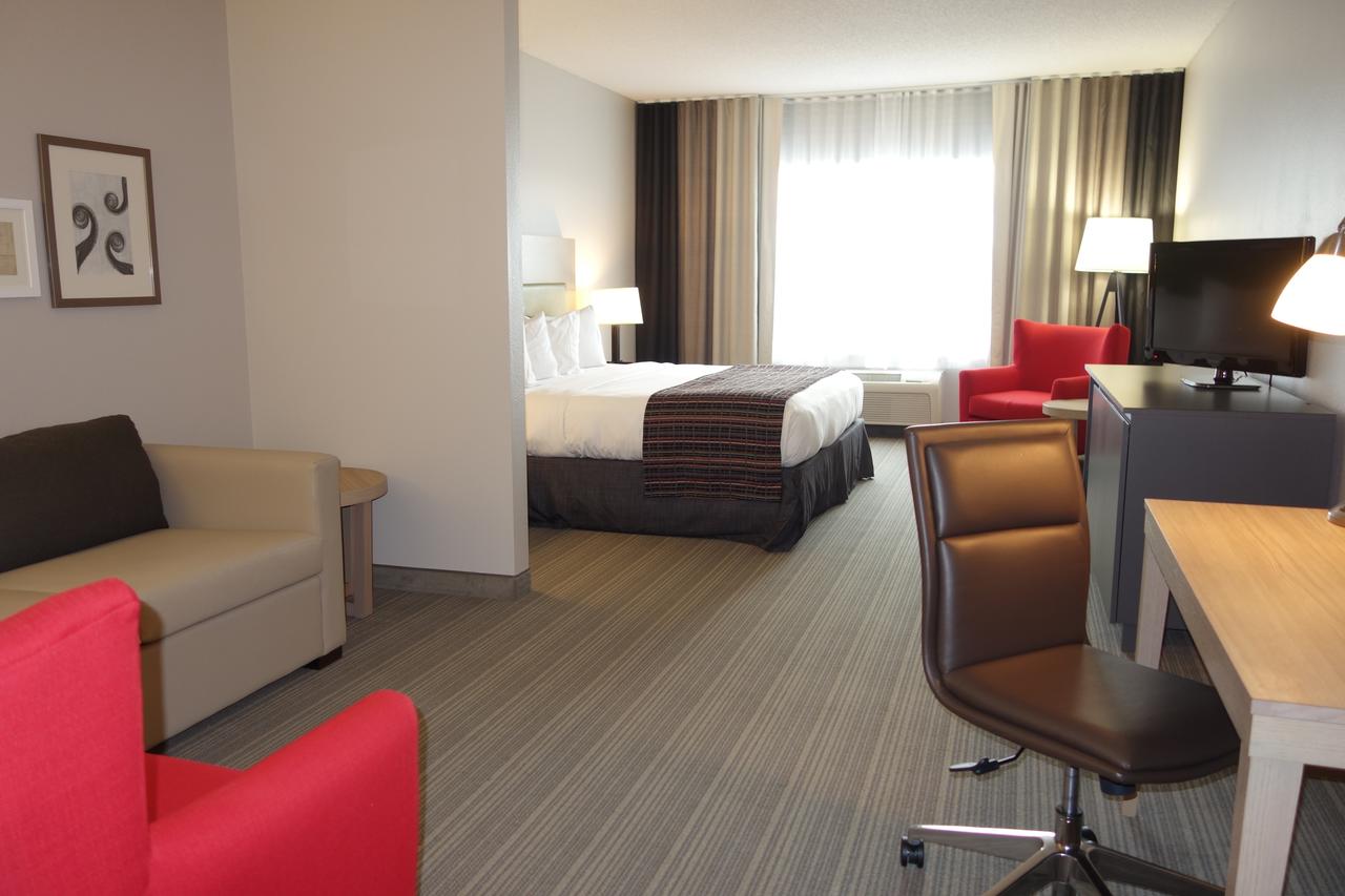 Country Inn & Suites By Radisson, Coralville, IA - thumb 19