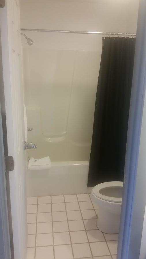 Long Branch Motel - thumb 8