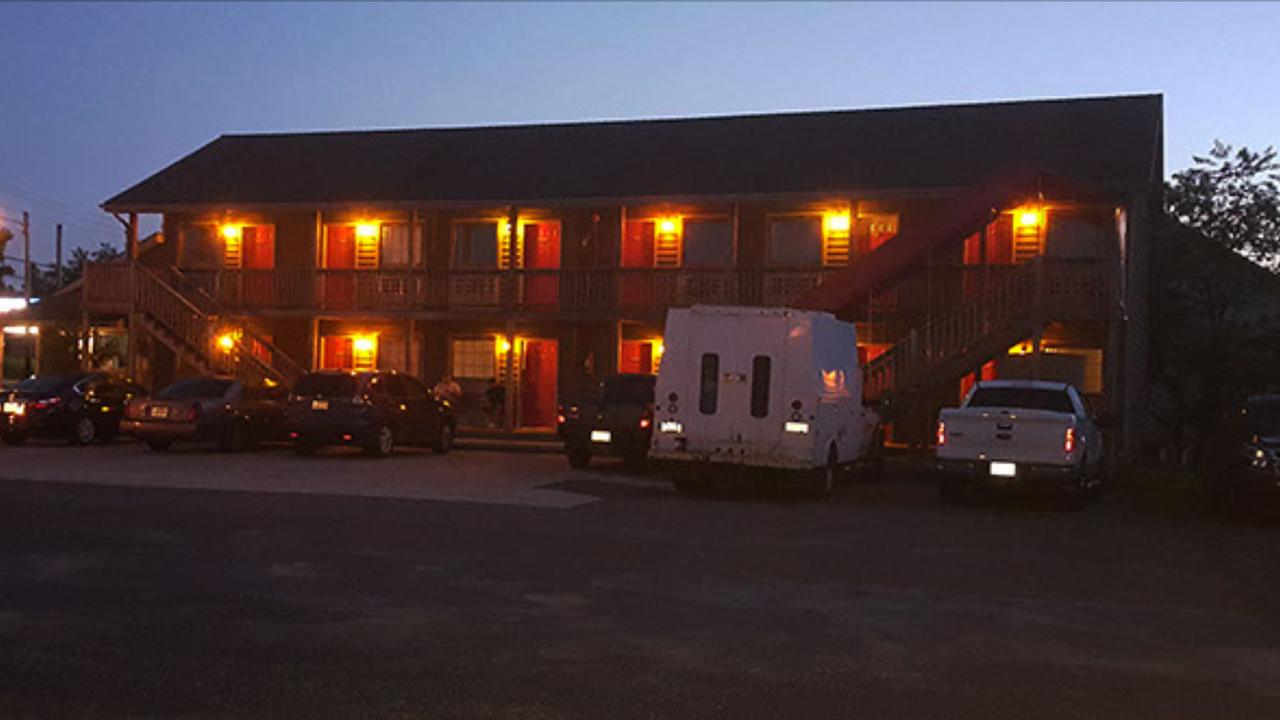 Long Branch Motel - thumb 13