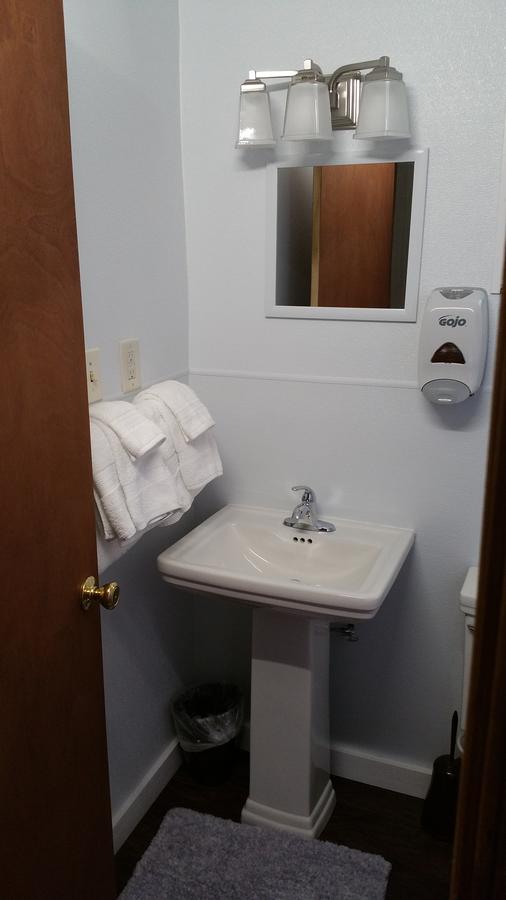 Oakland Motel - thumb 19