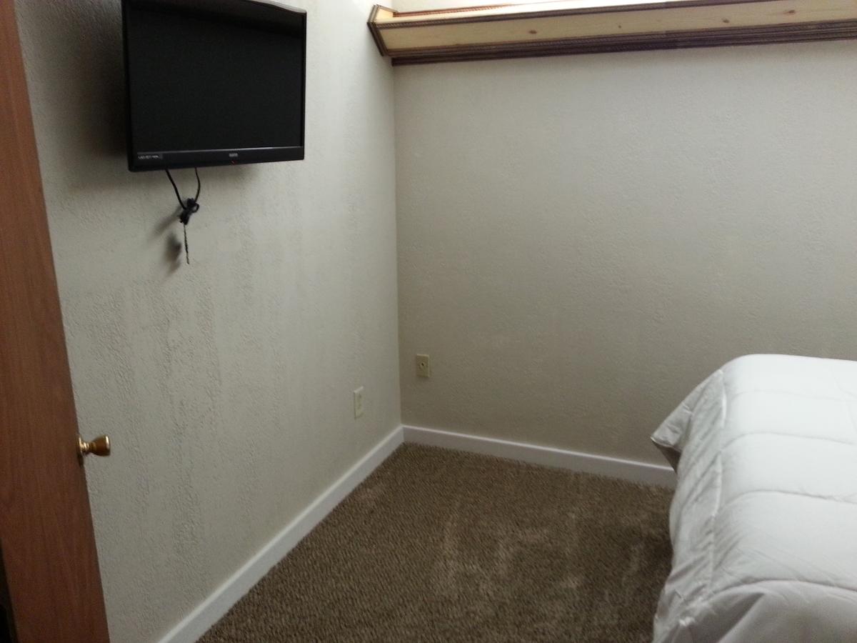 Oakland Motel - thumb 18