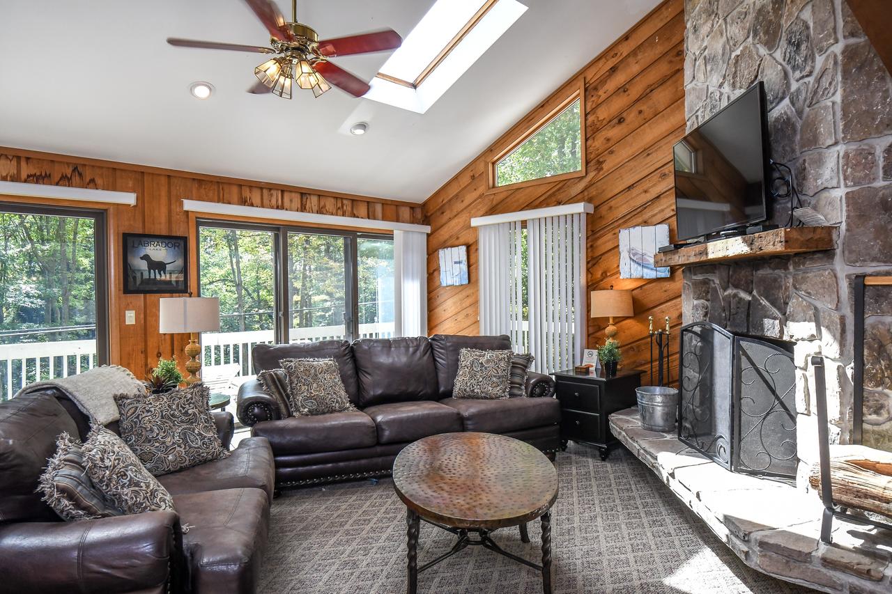 Cedar Ridge Three-Bedroom Holiday Home - thumb 4