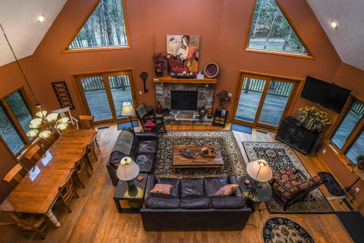 American Pride Five-Bedroom Holiday Home - thumb 1