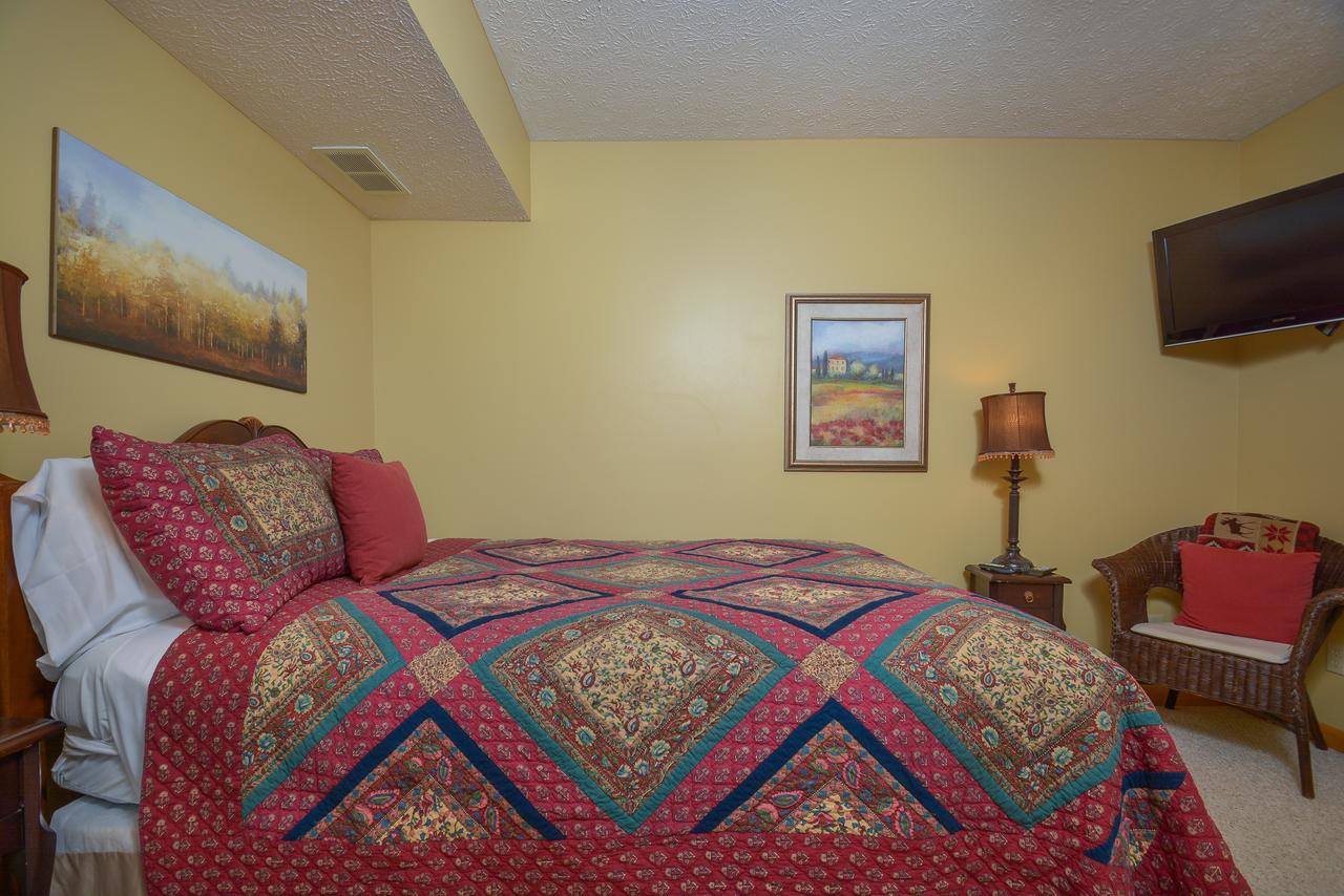 American Pride Five-Bedroom Holiday Home - thumb 27