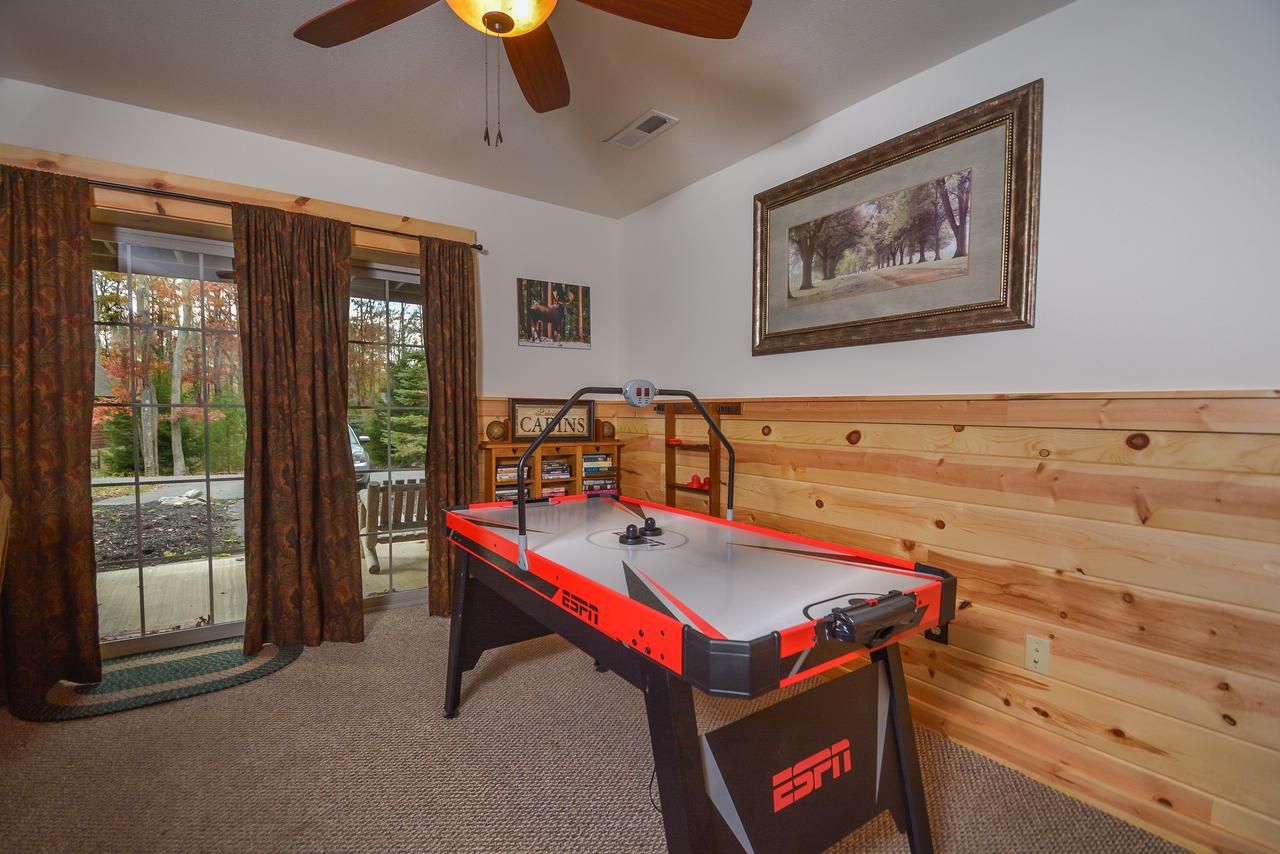 Grin Inn Bear It Three-Bedroom Holiday Home - thumb 18