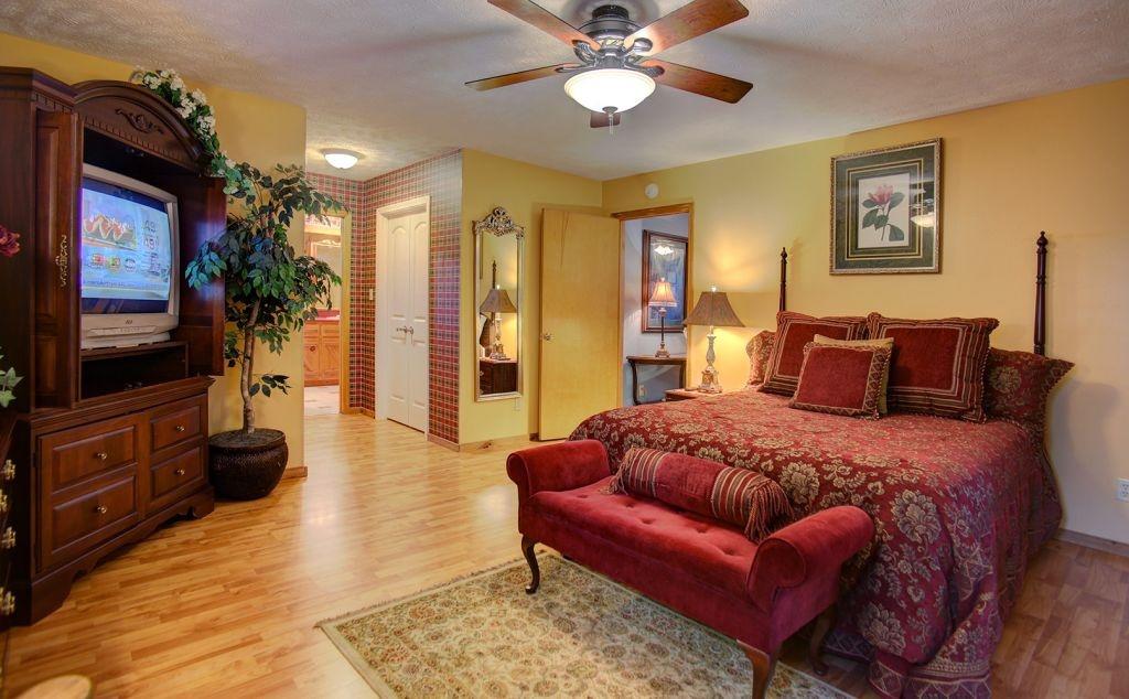 Back Porch Paradise Home - thumb 24