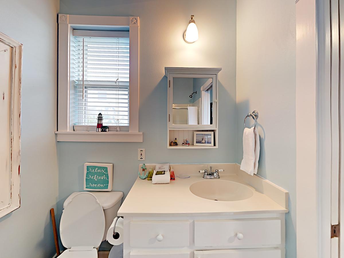 The Blue Marlin House Home - thumb 17