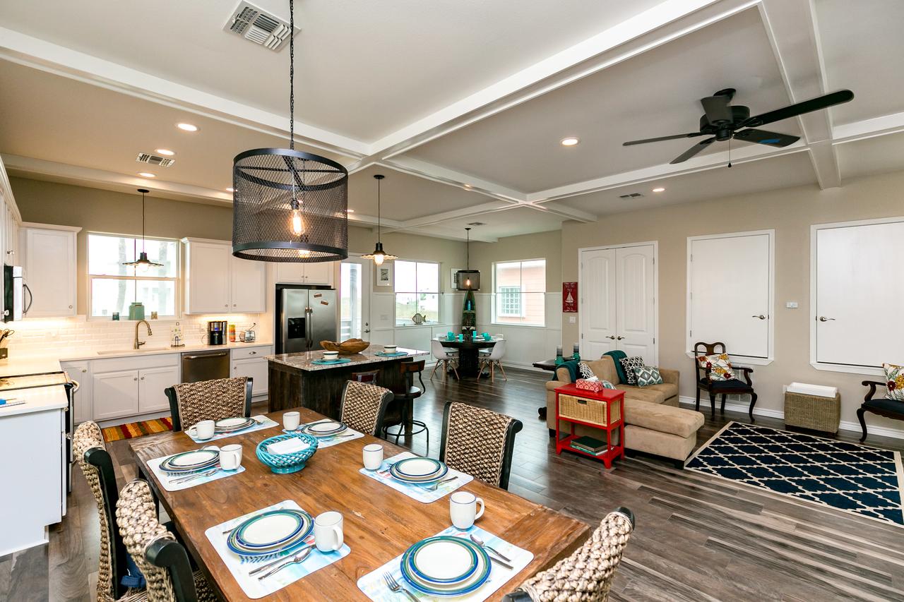 Gulf Views Galore - thumb 0