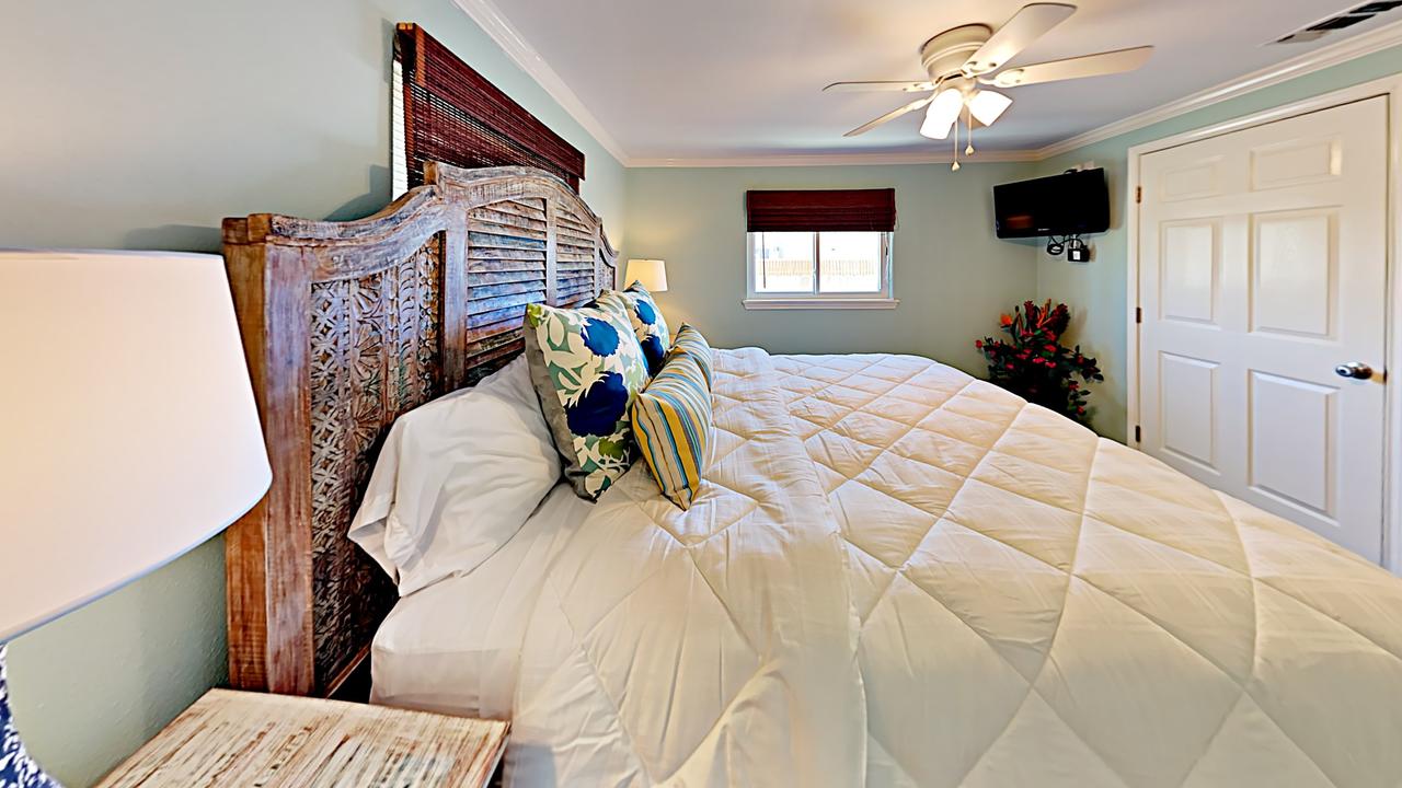 321 E Cotter Home - thumb 15