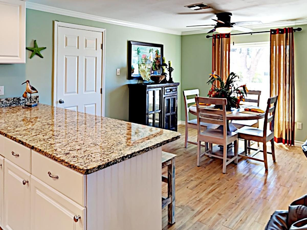 321 E Cotter Home - thumb 19