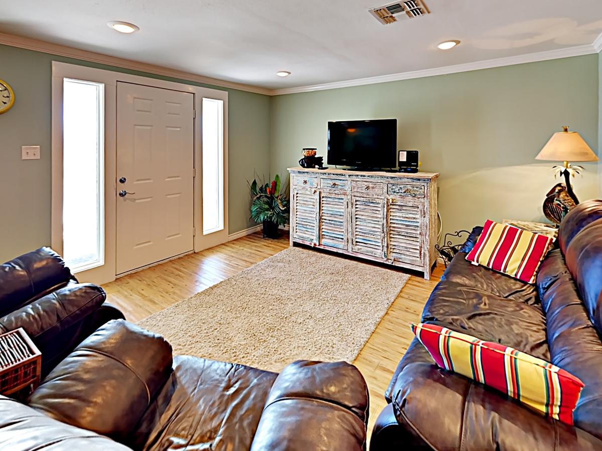 321 E Cotter Home - thumb 4