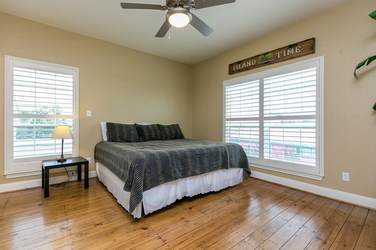 Beach Beauty- Port Aransas - thumb 10