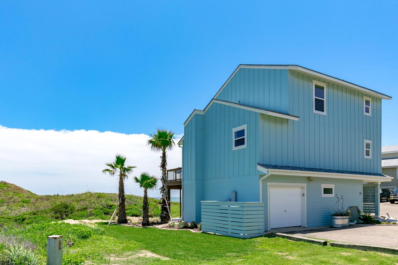 Beachfront Beauty In Port Aransas - thumb 13
