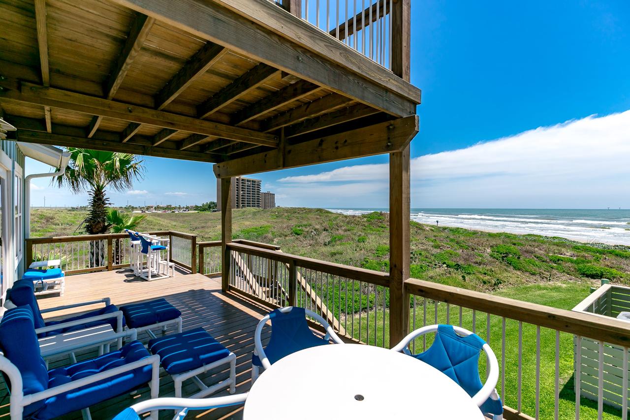 Beachfront Beauty In Port Aransas - thumb 4