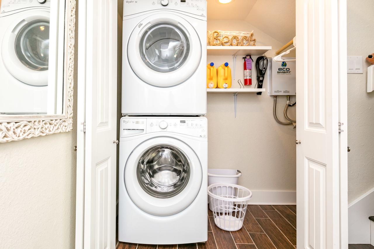 Beachfront Beauty In Port Aransas - thumb 12