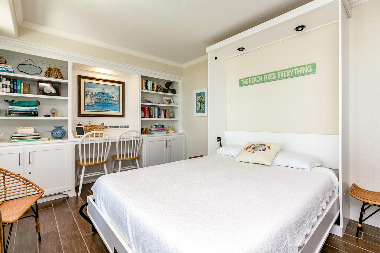 Beachfront Beauty In Port Aransas - thumb 7