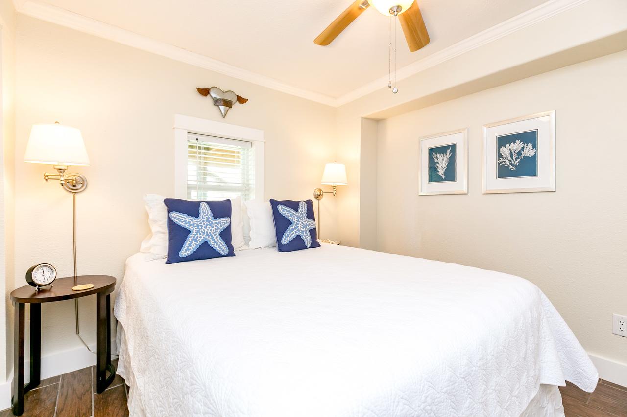 Beachfront Beauty In Port Aransas - thumb 16