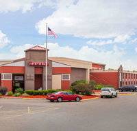 Ramada by Wyndham Kearney - Accommodation Florida