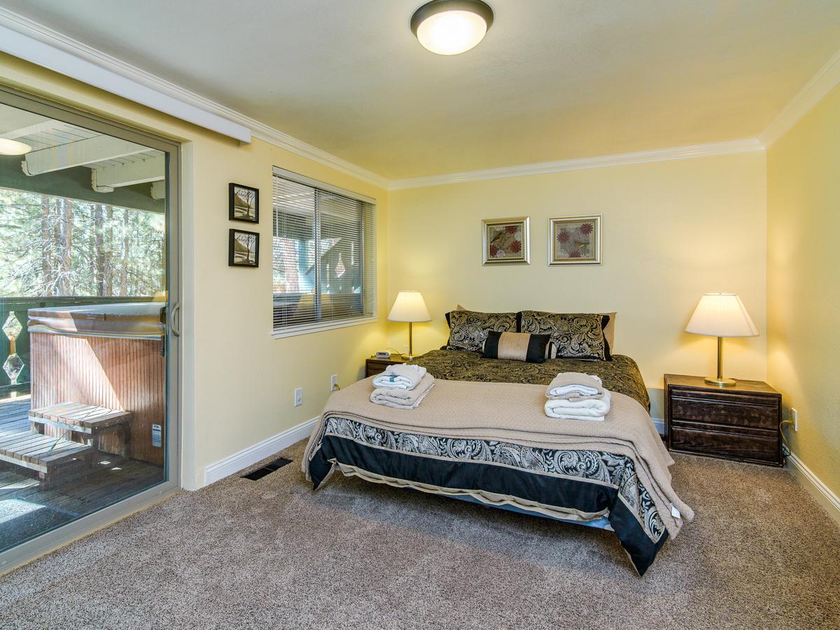 465 Kent Way Home - thumb 22