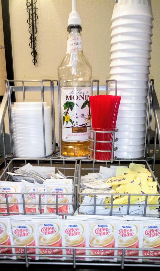 Super 8 By Wyndham Millbury/Toledo - thumb 10