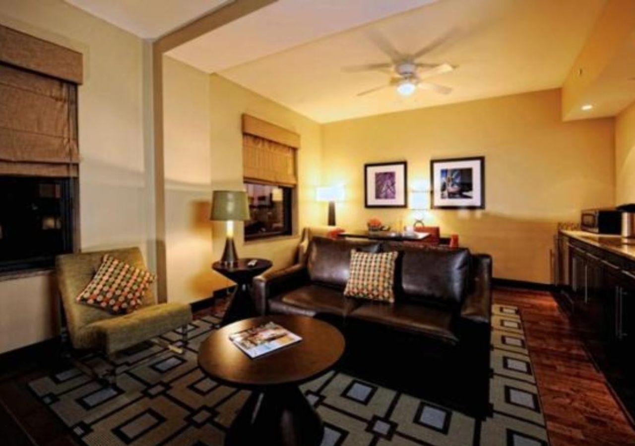 The Mayo Hotel - thumb 11