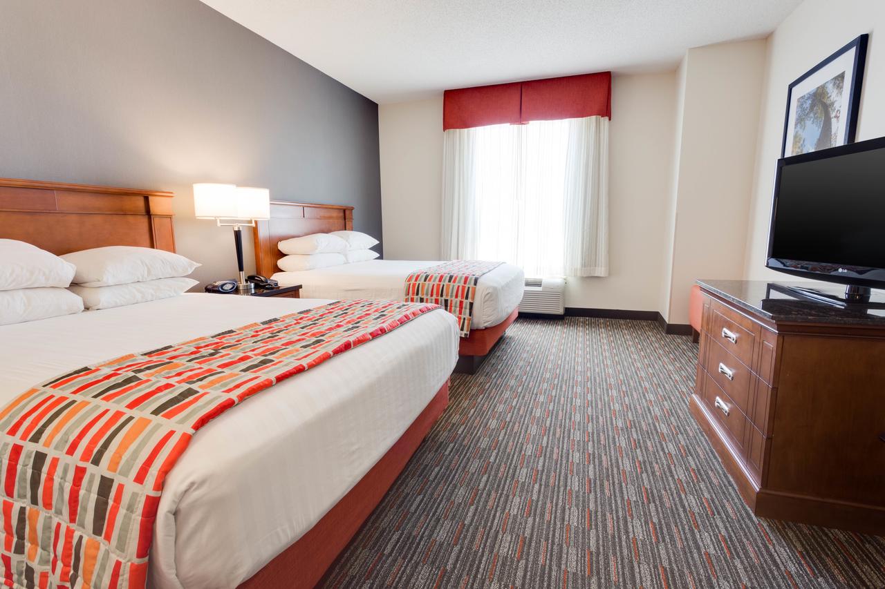 Drury Inn & Suites Greenville - thumb 10