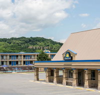 Days Inn by Wyndham Staunton - Accommodation Florida