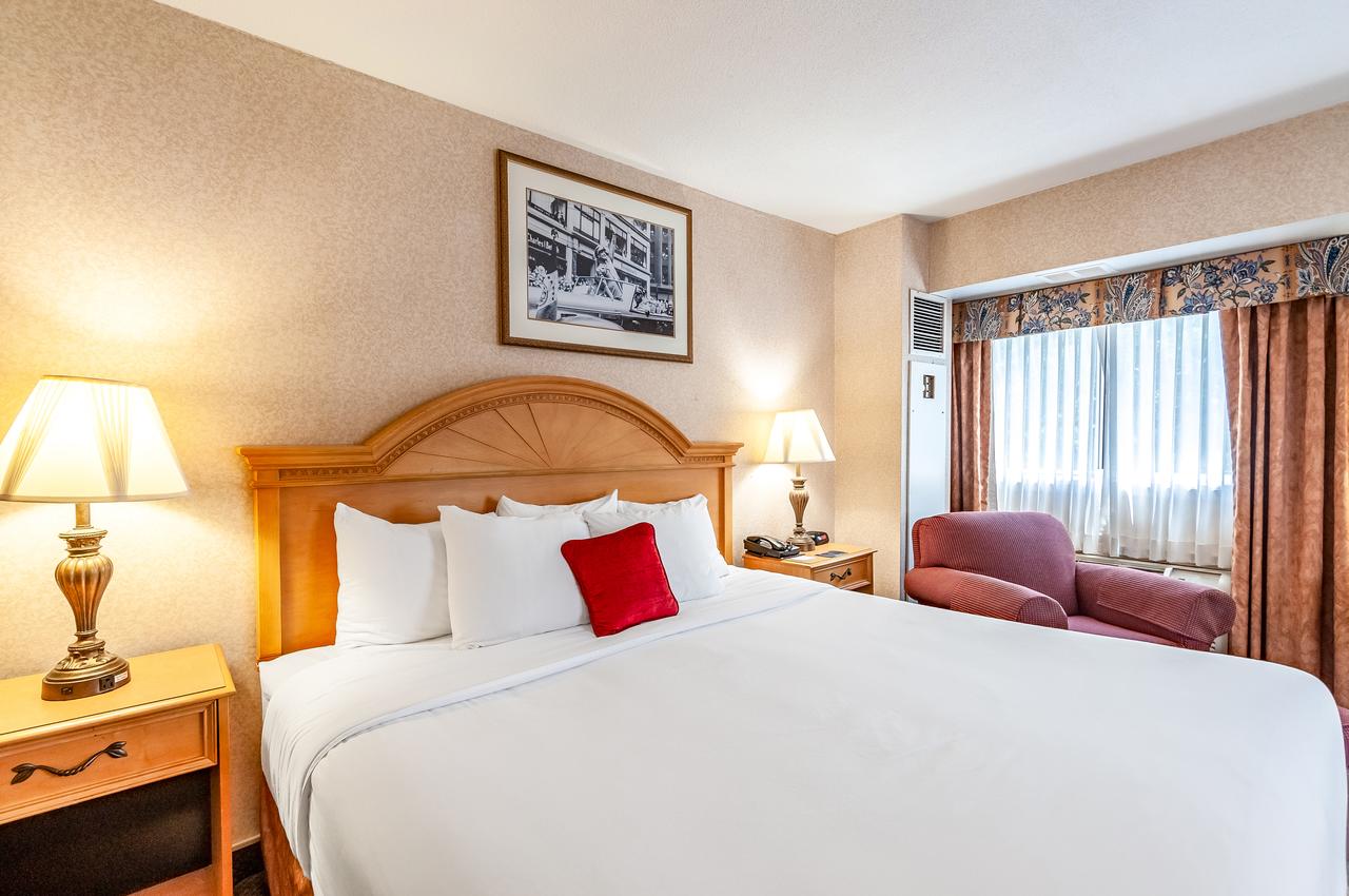 Red Lion Hotel Rosslyn Iwo Jima - thumb 20